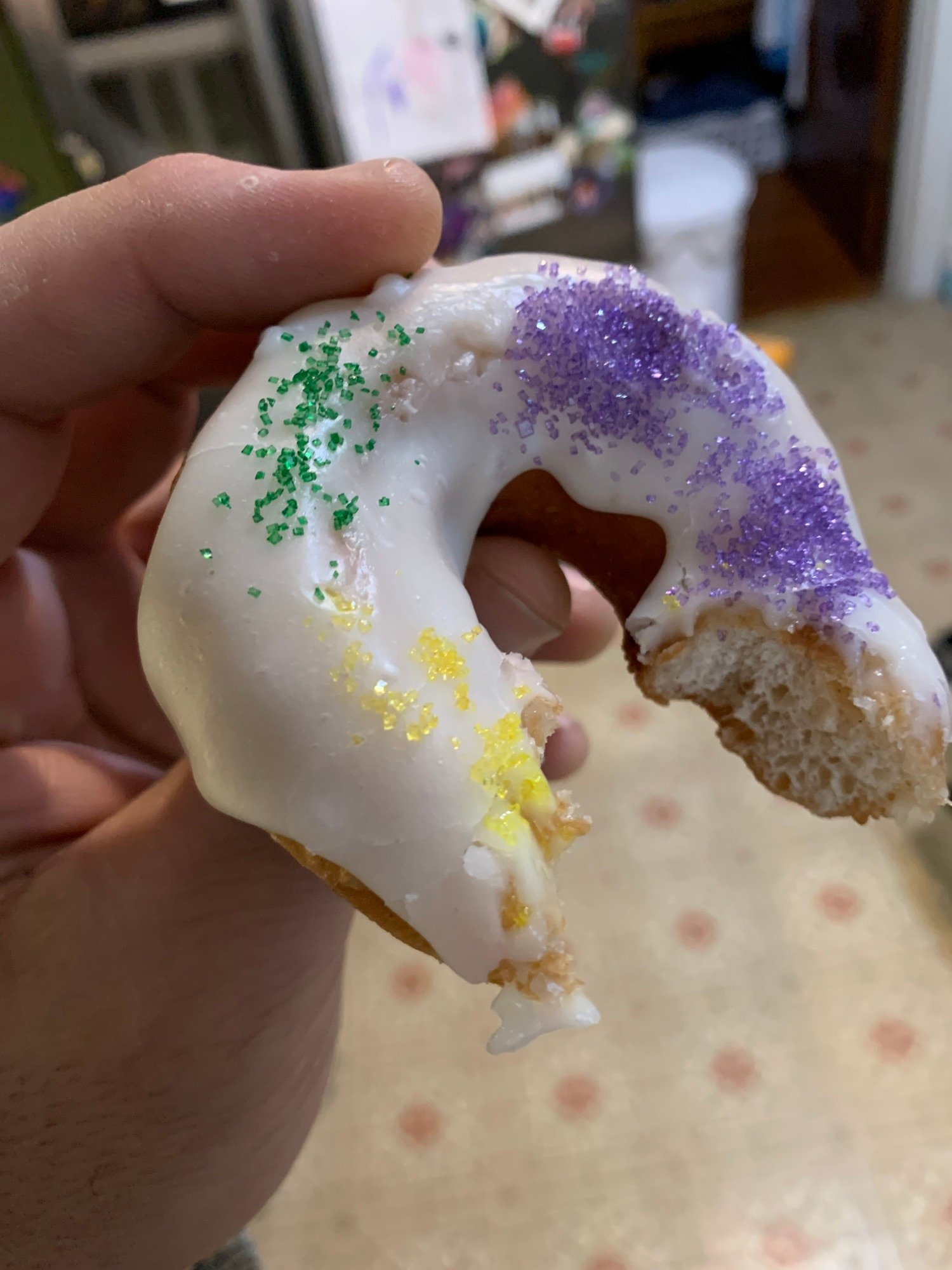 Tis The Season 🦹‍♀️👑🦐🎪🎺🔮